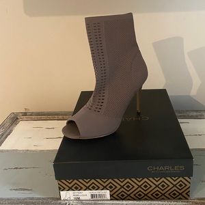 Taupe Peep toe knit bootie